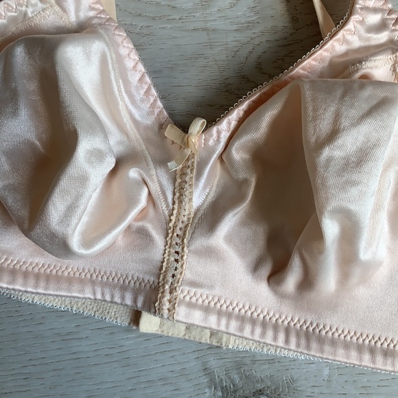 Bali 40D Double Support Satin Wire Free Bra 3820 - Picture 8 of 9